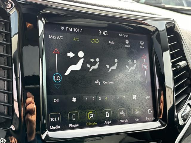 used 2020 Jeep Cherokee car, priced at $22,937