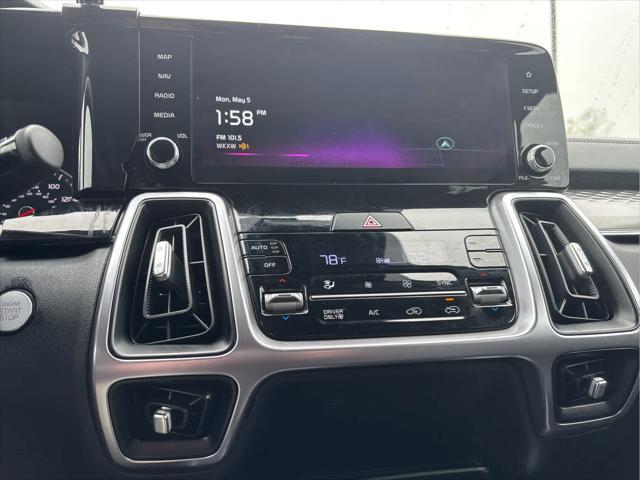 used 2024 Kia Sorento Hybrid car, priced at $33,337