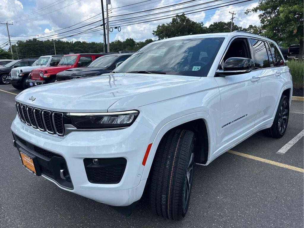 used 2023 Jeep Grand Cherokee car, priced at $40,613