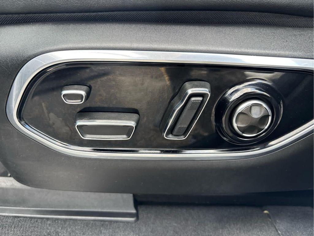 used 2023 Jeep Grand Cherokee car, priced at $40,613