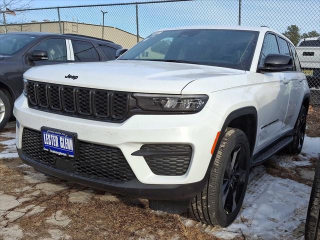 new 2025 Jeep Grand Cherokee car, priced at $48,455