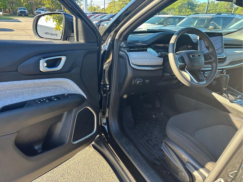 used 2023 Jeep Compass car, priced at $17,937