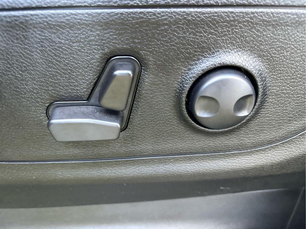 used 2023 Ram 1500 car, priced at $38,622