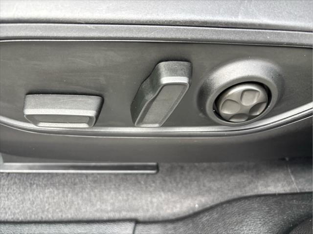 used 2022 Jeep Grand Cherokee car, priced at $31,937