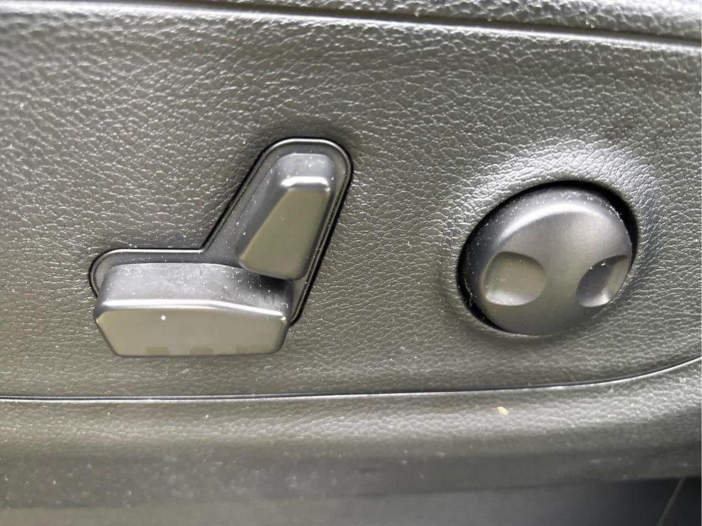 used 2022 Ram 1500 car, priced at $28,308