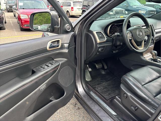 used 2017 Jeep Grand Cherokee car, priced at $17,237