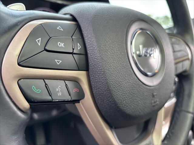used 2017 Jeep Grand Cherokee car, priced at $17,237