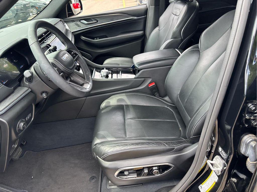 used 2023 Jeep Grand Cherokee car, priced at $37,937