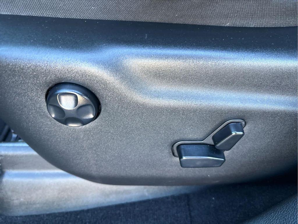 used 2020 Jeep Grand Cherokee car, priced at $18,624