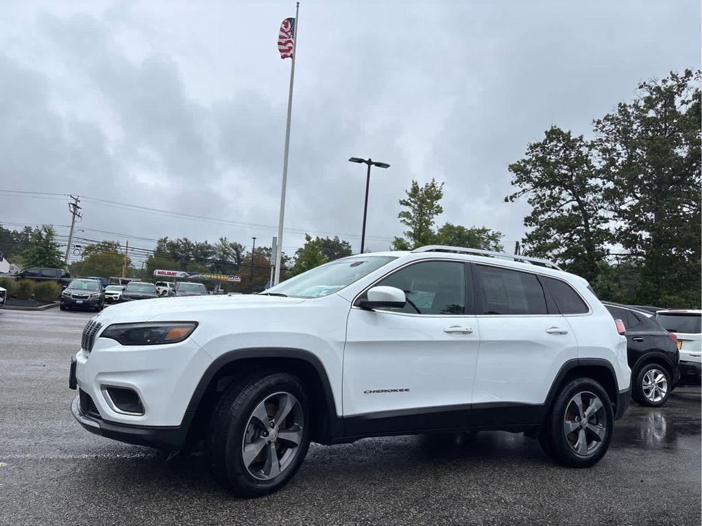 used 2019 Jeep Cherokee car, priced at $13,598
