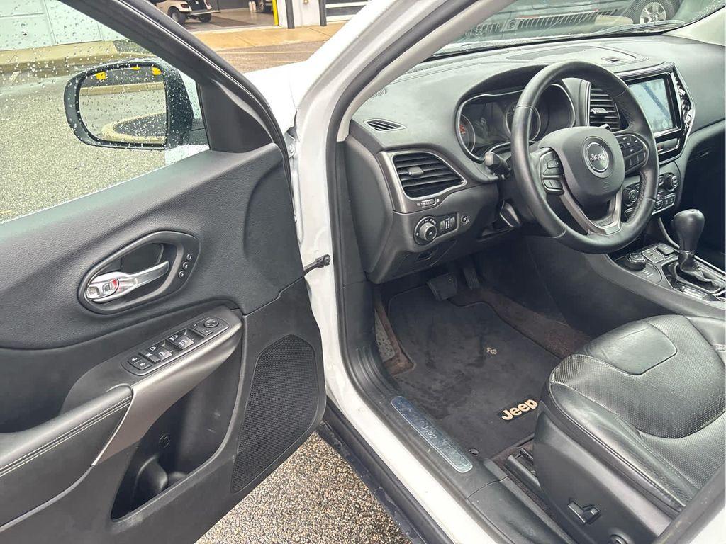 used 2019 Jeep Cherokee car, priced at $13,598