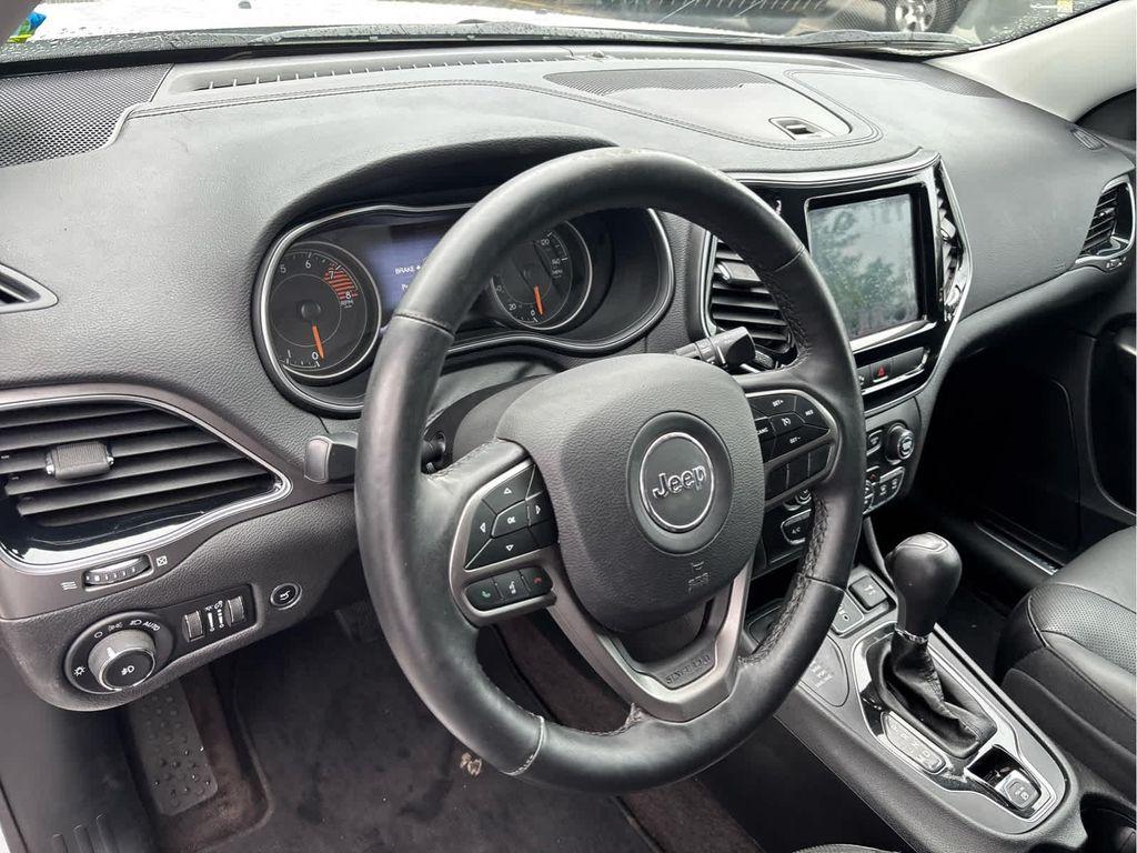 used 2019 Jeep Cherokee car, priced at $13,598