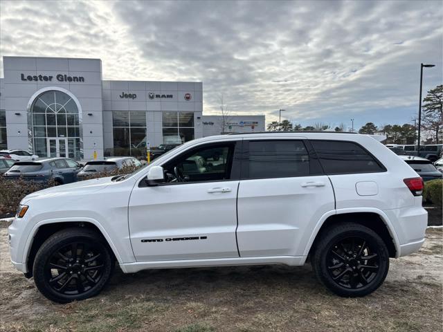 used 2022 Jeep Grand Cherokee car, priced at $29,737