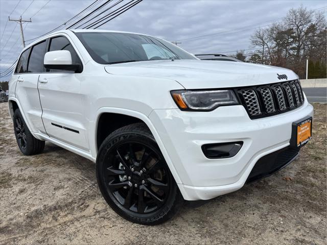 used 2022 Jeep Grand Cherokee car, priced at $29,737