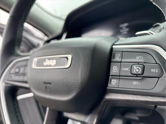 used 2022 Jeep Grand Cherokee car, priced at $33,937