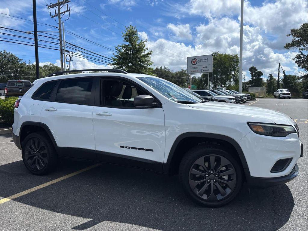 used 2021 Jeep Cherokee car, priced at $23,433