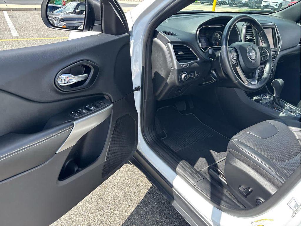 used 2021 Jeep Cherokee car, priced at $23,433