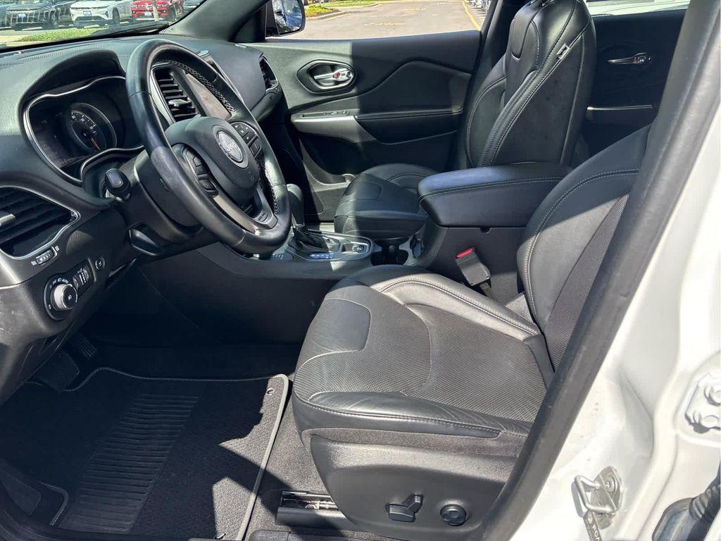 used 2021 Jeep Cherokee car, priced at $23,433