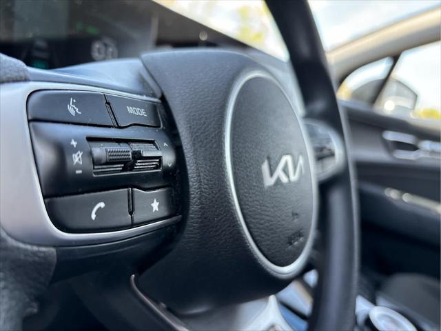 used 2023 Kia Sportage Hybrid car, priced at $25,937