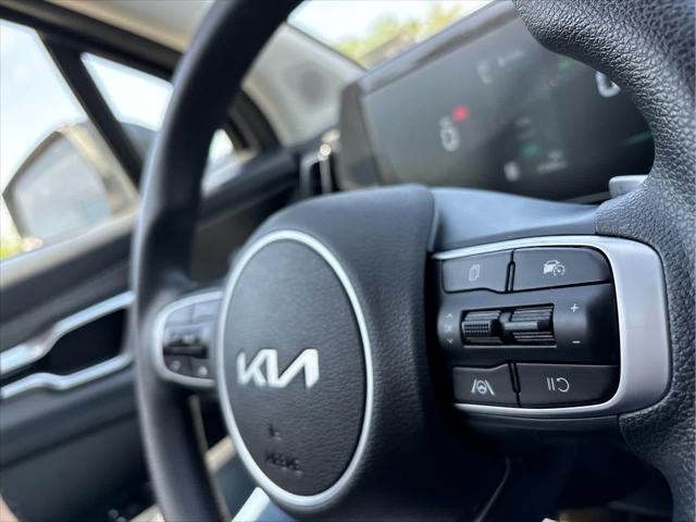 used 2023 Kia Sportage Hybrid car, priced at $25,937