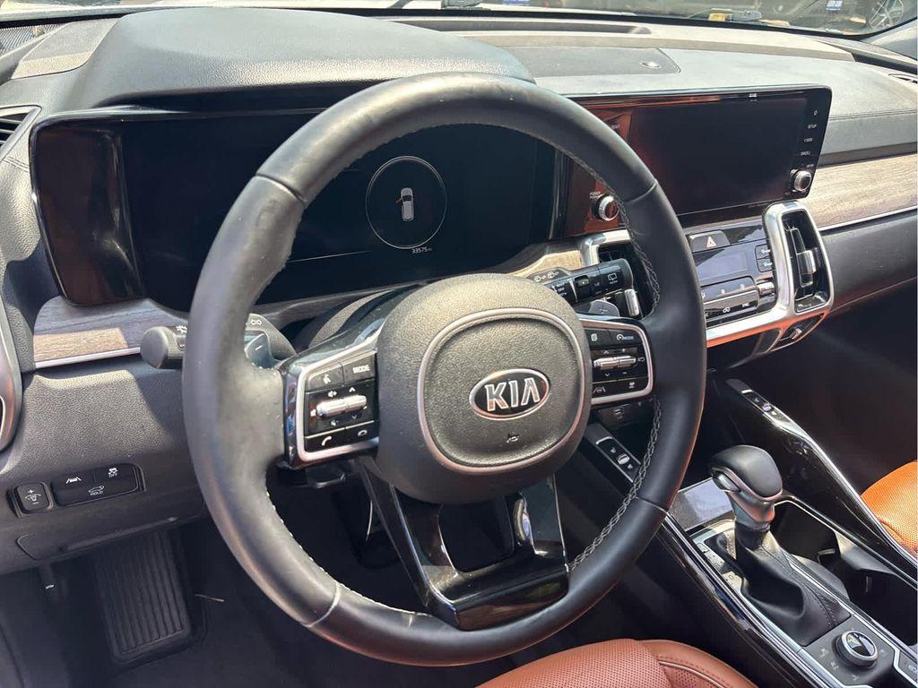 used 2021 Kia Sorento car, priced at $28,287