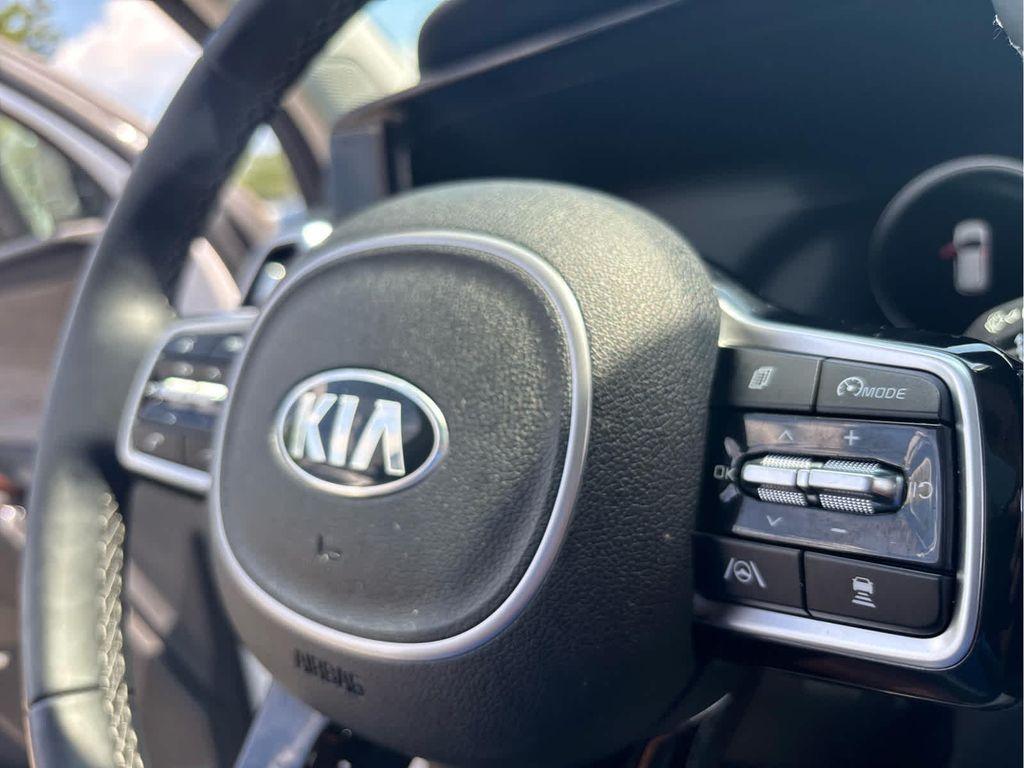used 2021 Kia Sorento car, priced at $28,287