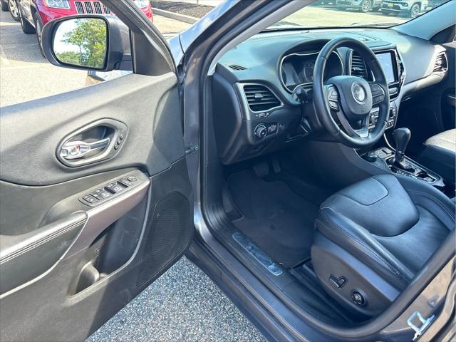 used 2019 Jeep Cherokee car, priced at $19,637