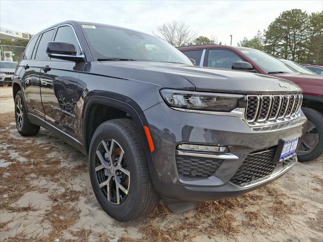 new 2025 Jeep Grand Cherokee car, priced at $55,505