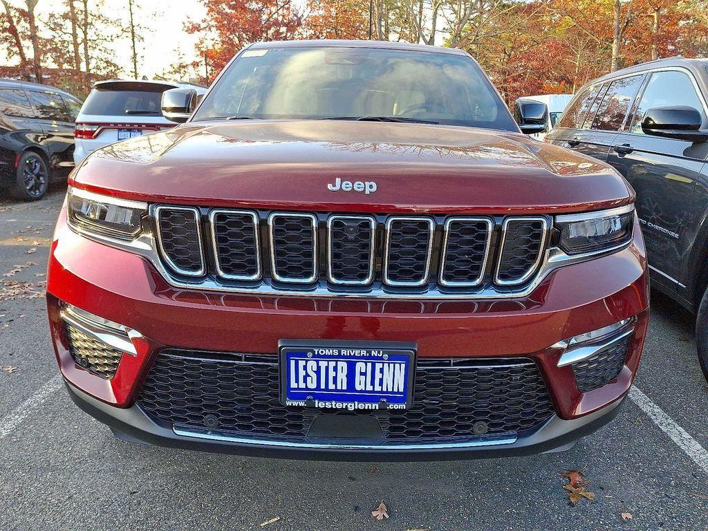 new 2025 Jeep Grand Cherokee car, priced at $52,435