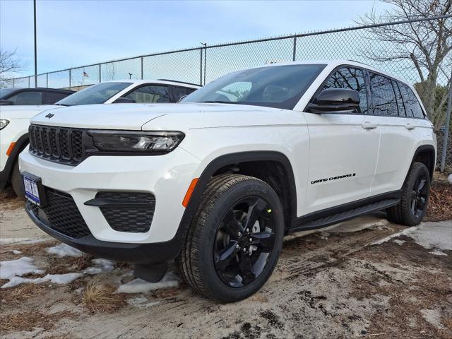 new 2025 Jeep Grand Cherokee car, priced at $48,455