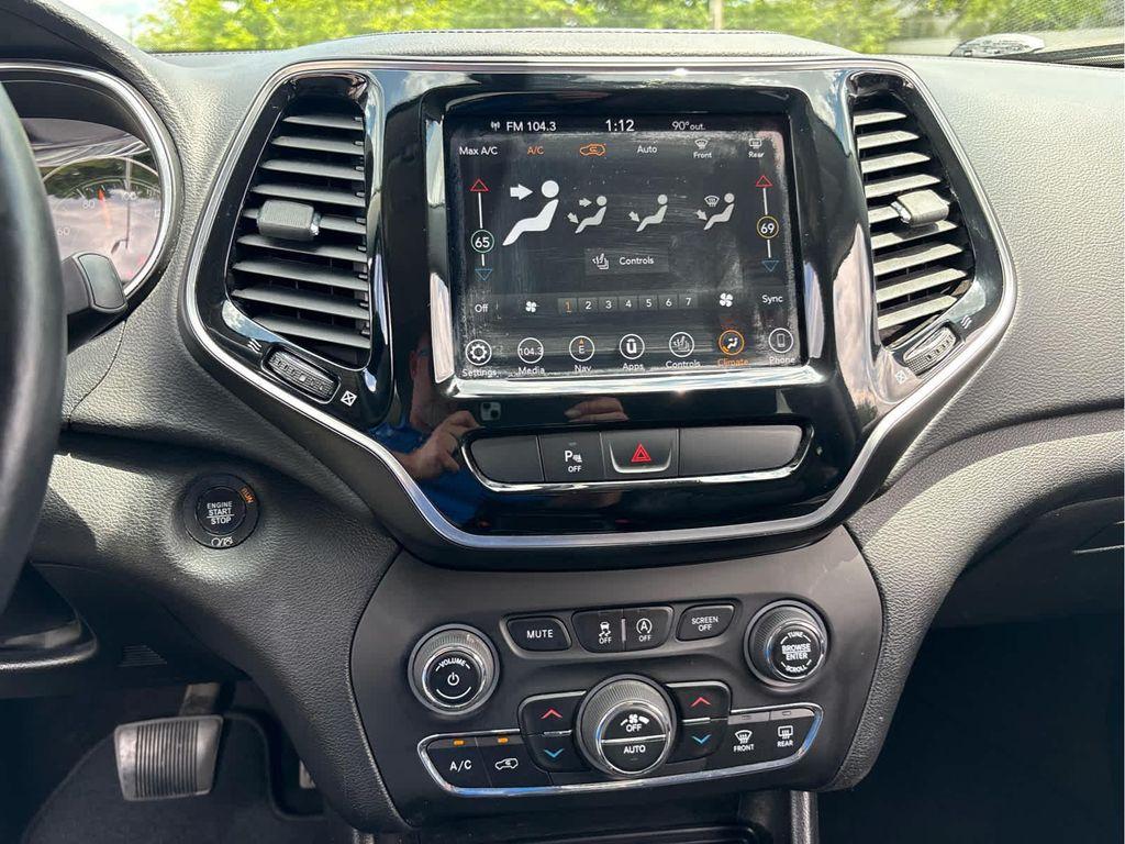 used 2019 Jeep Cherokee car, priced at $16,937