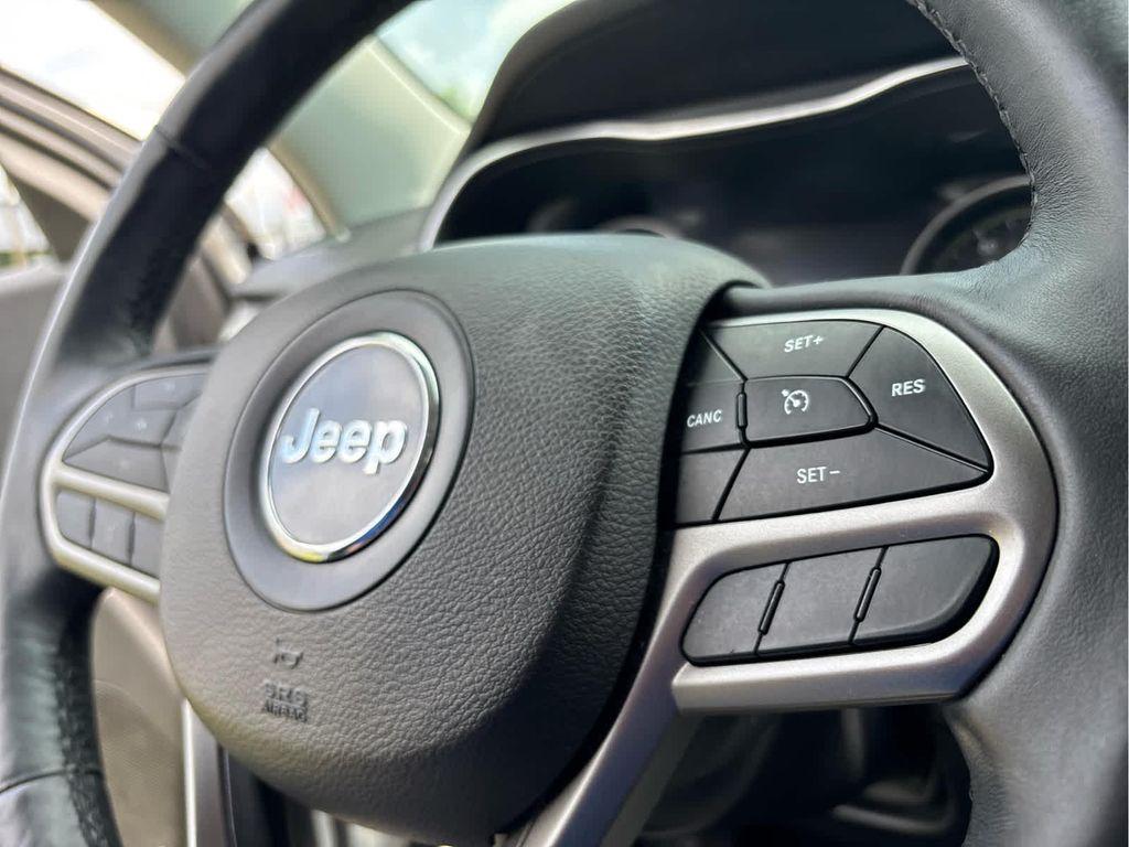 used 2019 Jeep Cherokee car, priced at $16,937