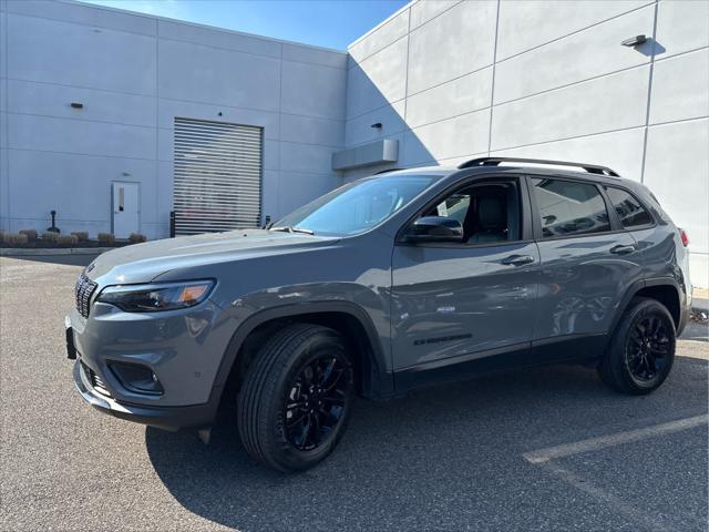 used 2023 Jeep Cherokee car, priced at $24,537