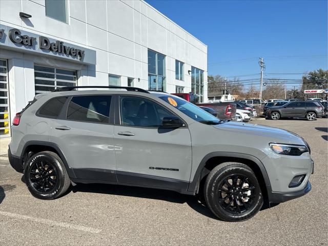 used 2023 Jeep Cherokee car, priced at $24,537