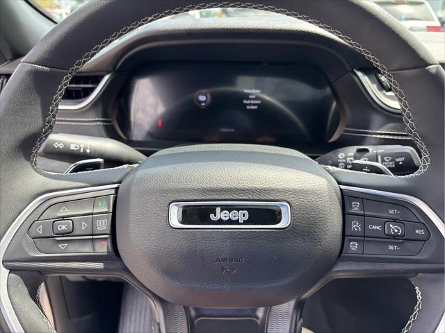 used 2023 Jeep Grand Cherokee car, priced at $37,537