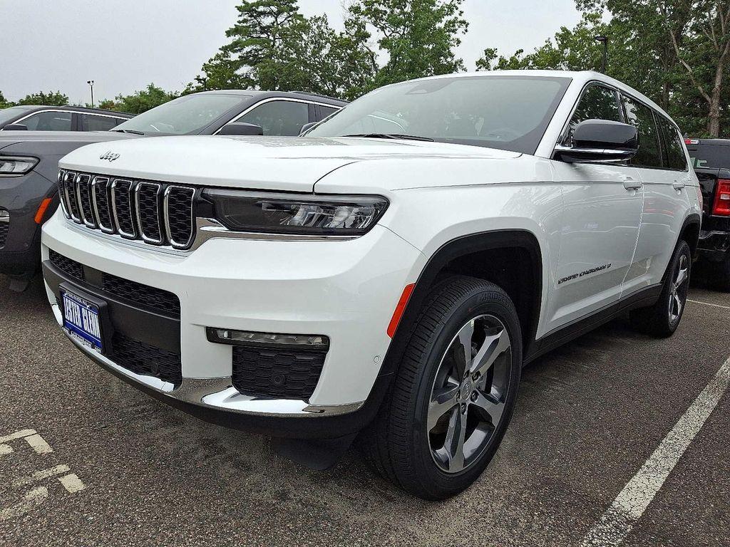 new 2025 Jeep Grand Cherokee L car, priced at $57,315