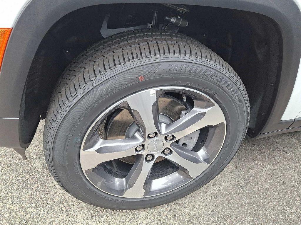 new 2025 Jeep Grand Cherokee L car, priced at $57,315