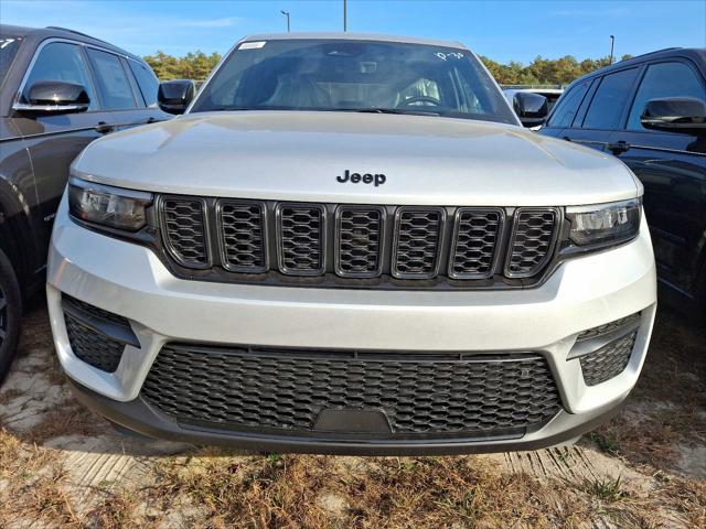 new 2025 Jeep Grand Cherokee car, priced at $46,530