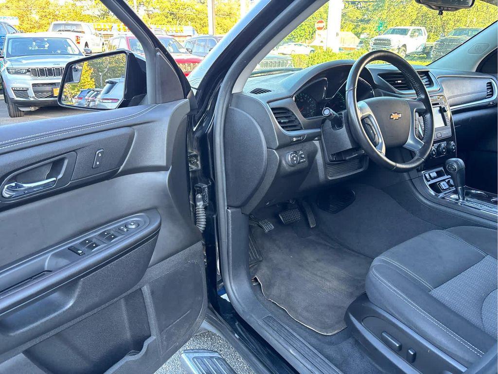 used 2017 Chevrolet Traverse car, priced at $12,125