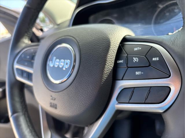 used 2019 Jeep Cherokee car, priced at $19,837
