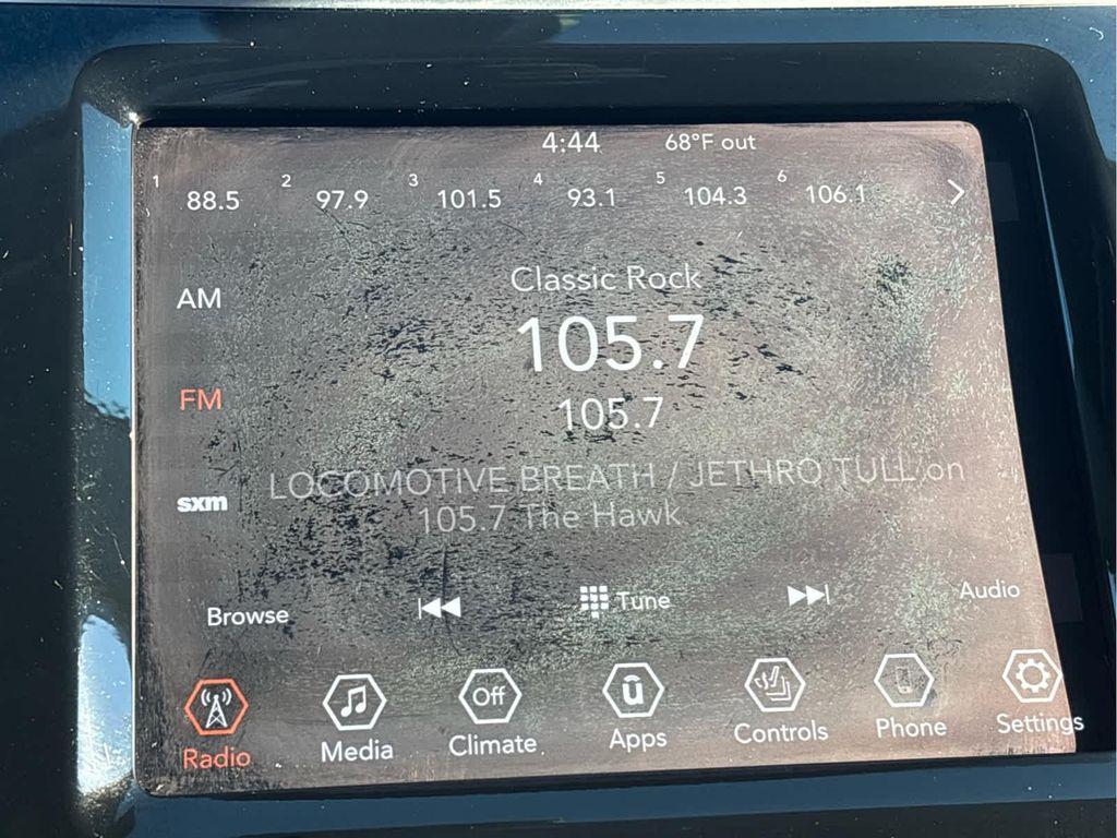 used 2019 Jeep Cherokee car, priced at $19,534