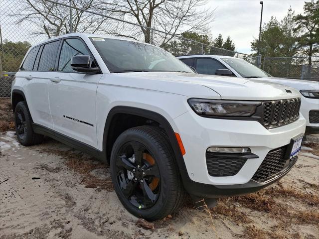 new 2025 Jeep Grand Cherokee car, priced at $56,640