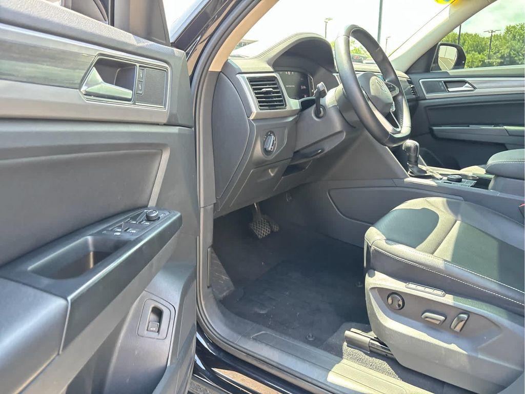 used 2021 Volkswagen Atlas car