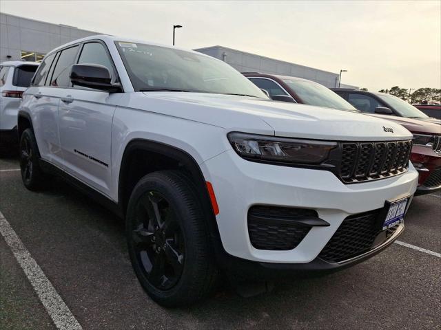 new 2025 Jeep Grand Cherokee car, priced at $47,580