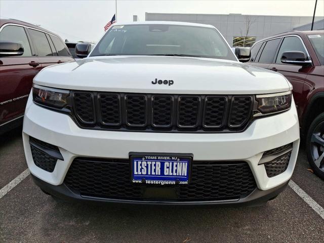 new 2025 Jeep Grand Cherokee car, priced at $47,580