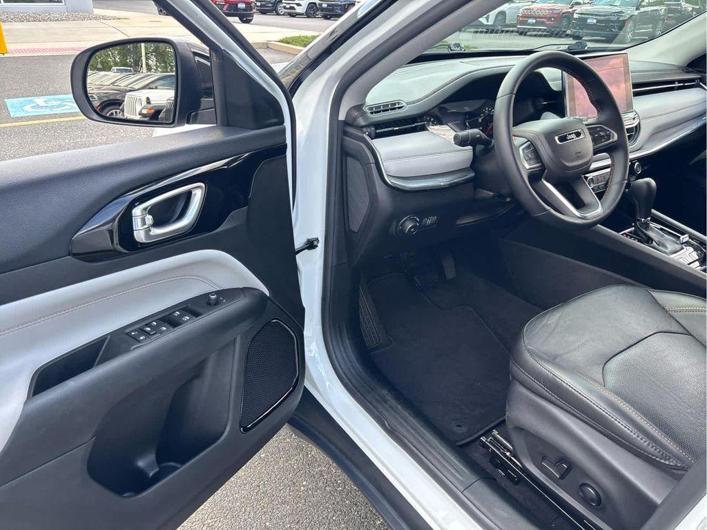 used 2022 Jeep Compass car, priced at $24,393