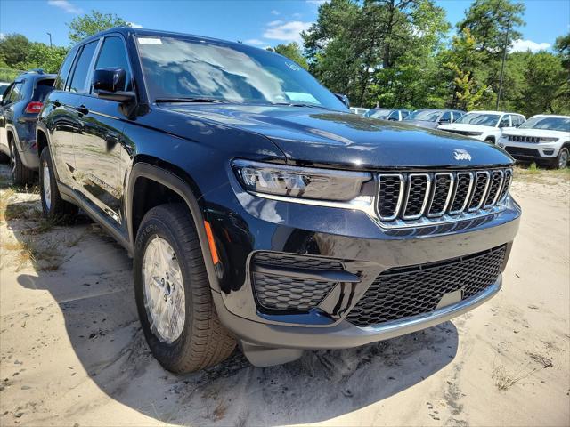 new 2024 Jeep Grand Cherokee car, priced at $40,878