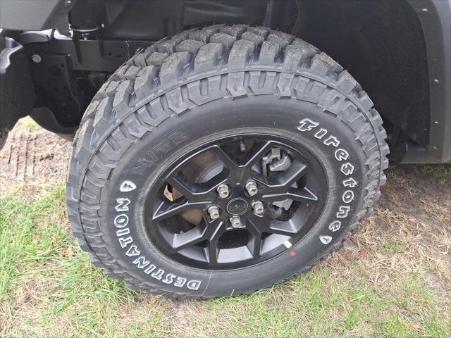 new 2025 Jeep Gladiator car, priced at $53,075