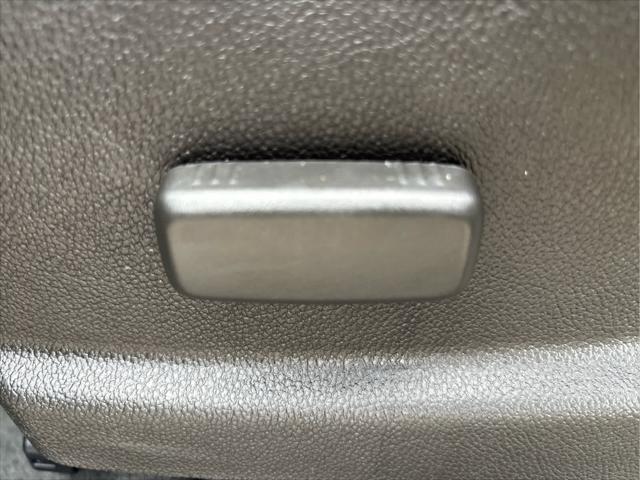 used 2021 Chevrolet Colorado car, priced at $25,737