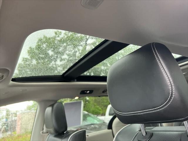 used 2022 Chrysler Pacifica car, priced at $34,537